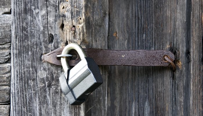 Основные виды замков для калитки — плюсы и минусы